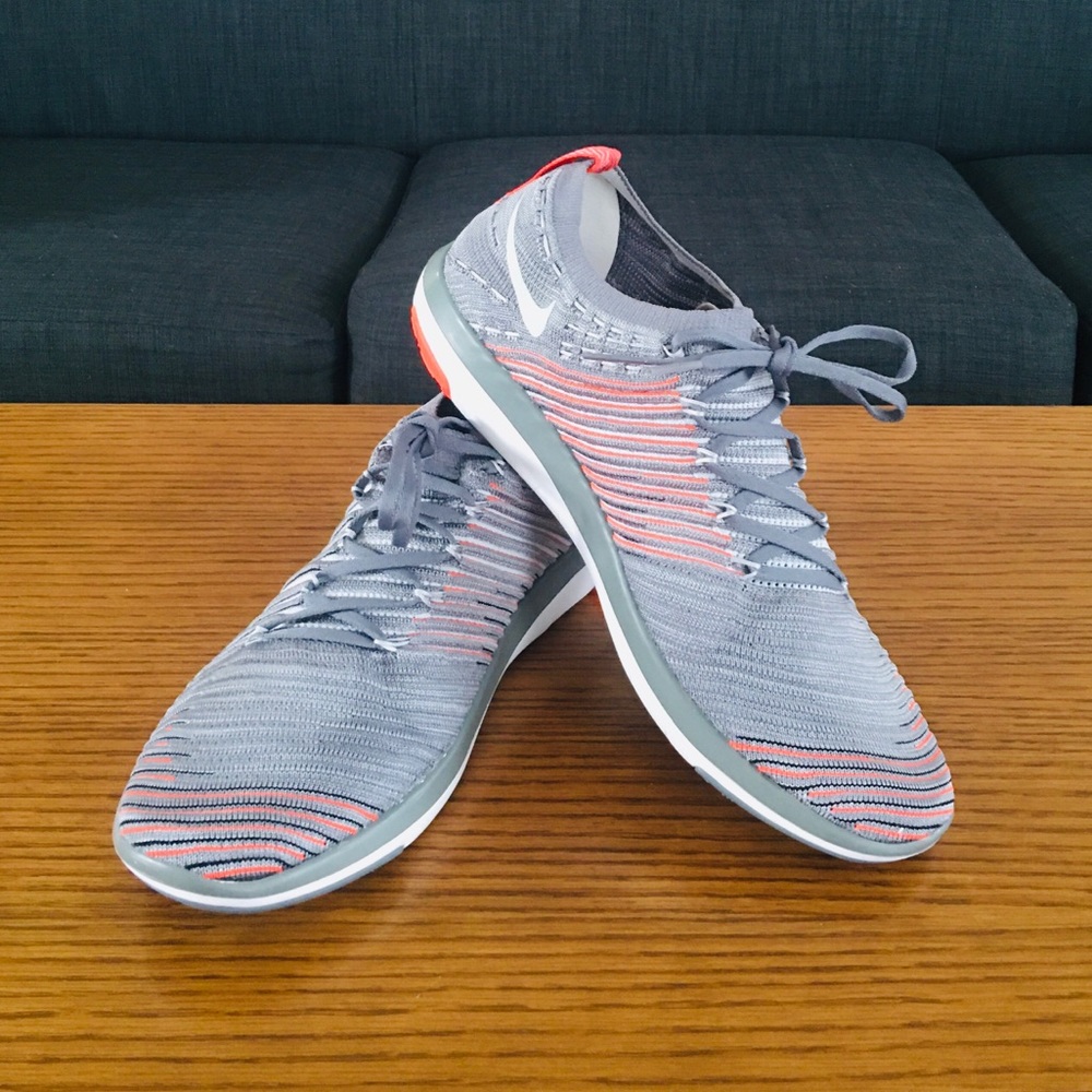 New W/O Tags Nike Transform Flyknit Women's 10.5